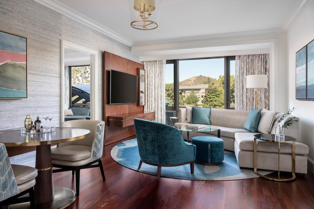 Four Seasons Hotel Los Angeles At Westlake Village Exterior photo