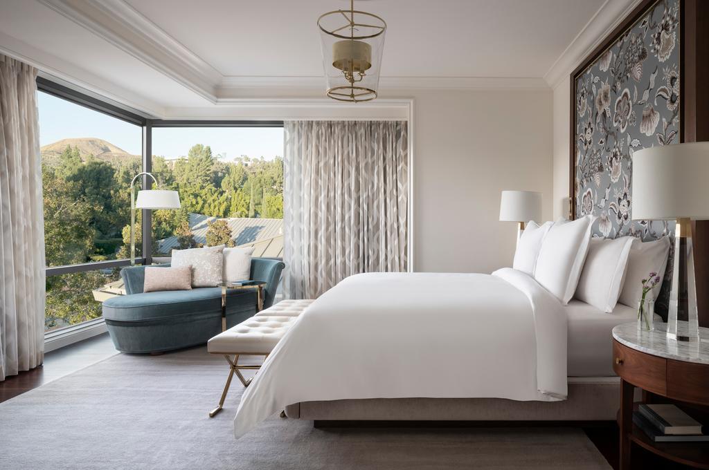 Four Seasons Hotel Los Angeles At Westlake Village Exterior photo