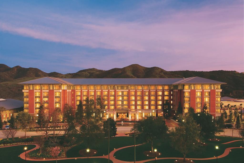 Four Seasons Hotel Los Angeles At Westlake Village Exterior photo